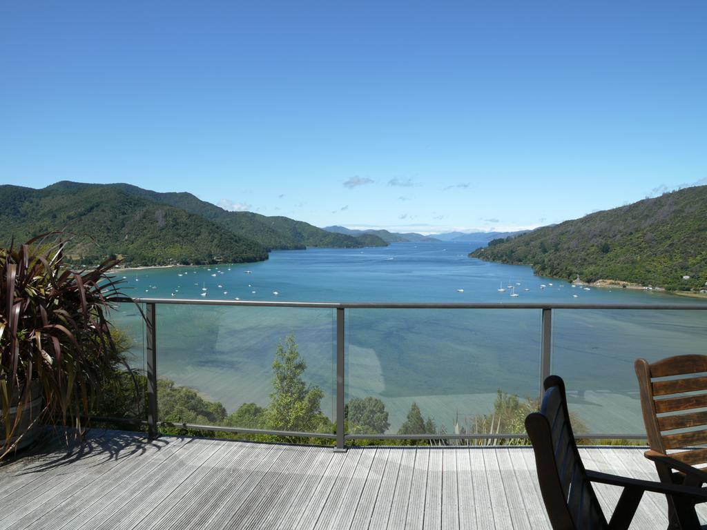 Okiwa Bay Lodge Picton Exterior foto